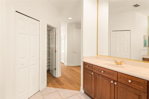 House in Longwood, Florida 4 bedrooms, 286.88 sq.m. № 1760017 - photo 25