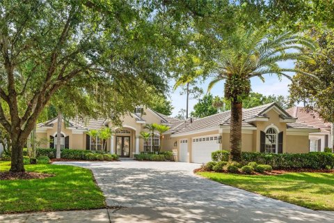 House in Longwood, Florida 4 bedrooms, 286.88 sq.m. № 1760017 - photo 2