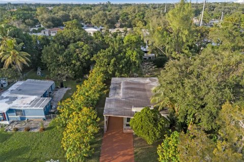 Villa ou maison à vendre à North Miami, Floride: 2 chambres, 142.51 m2 № 1920046 - photo 4
