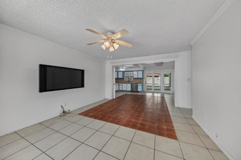 Villa ou maison à vendre à Pompano Beach, Floride: 3 chambres, 110.09 m2 № 2177349 - photo 12