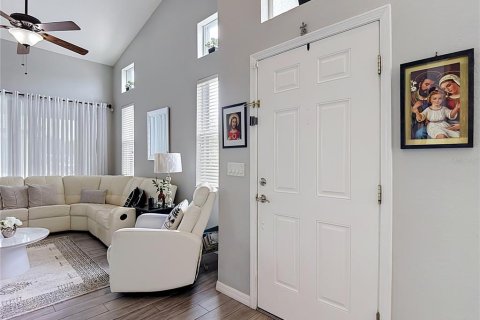 Touwnhouse à vendre à Valrico, Floride: 3 chambres, 154.4 m2 № 2407072 - photo 10