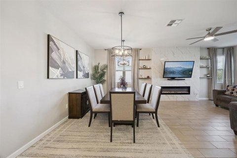 Villa ou maison à vendre à Clermont, Floride: 4 chambres, 192.77 m2 № 2344540 - photo 6