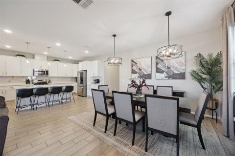 Villa ou maison à vendre à Clermont, Floride: 4 chambres, 192.77 m2 № 2344540 - photo 7