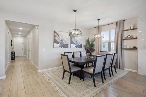 Villa ou maison à vendre à Clermont, Floride: 4 chambres, 192.77 m2 № 2344540 - photo 8