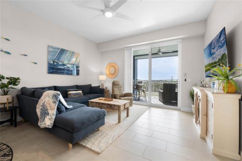 Condominio en alquiler en New Smyrna Beach, Florida, 2 dormitorios, 128.58 m2 № 1393794 - foto 11