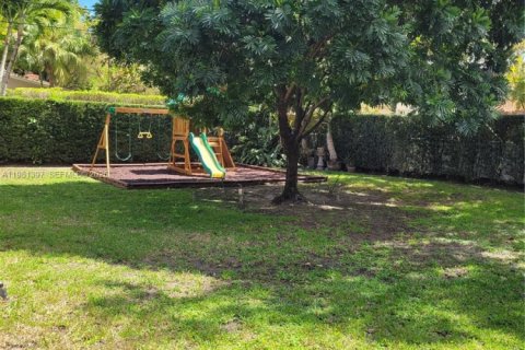 Купить виллу или дом в Корал-Гейблс, Флорида 6 спален, 297.47м2, № 2050301 - фото 8