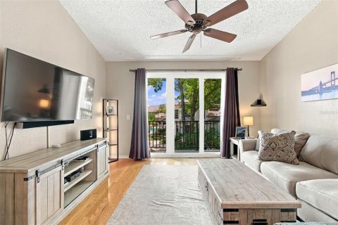 Condominio en venta en Tampa, Florida, 2 dormitorios, 99.22 m2 № 2420191 - foto 11