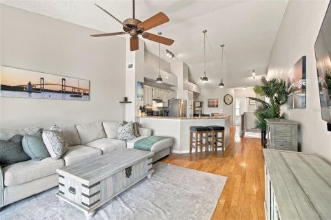 Condominio en venta en Tampa, Florida, 2 dormitorios, 99.22 m2 № 2420191 - foto 12