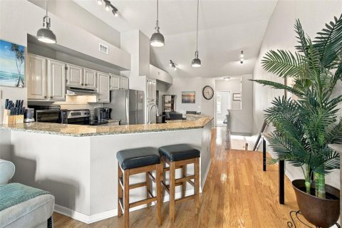 Condominio en venta en Tampa, Florida, 2 dormitorios, 99.22 m2 № 2420191 - foto 16