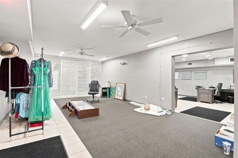 Propiedad comercial en venta en Port Charlotte, Florida, 234.11 m2 № 2380629 - foto 23