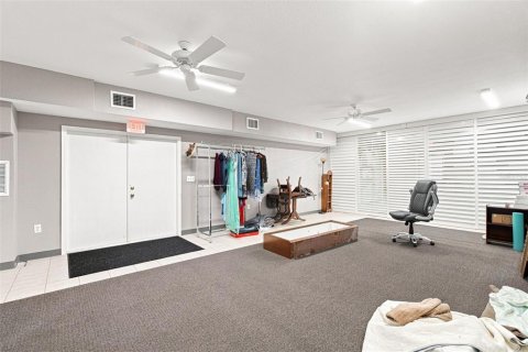 Propiedad comercial en venta en Port Charlotte, Florida, 234.11 m2 № 2380629 - foto 24