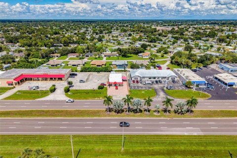 Propiedad comercial en venta en Port Charlotte, Florida, 234.11 m2 № 2380629 - foto 7