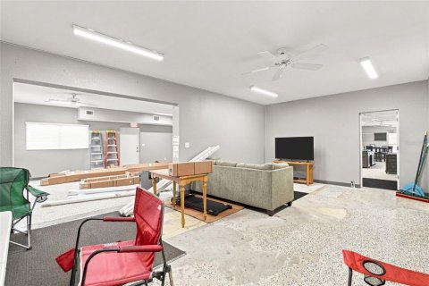 Propiedad comercial en venta en Port Charlotte, Florida, 234.11 m2 № 2380629 - foto 25