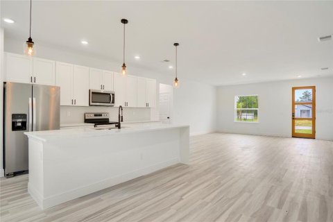 House in Ocala, Florida 4 bedrooms, 164.81 sq.m. № 1875987 - photo 5
