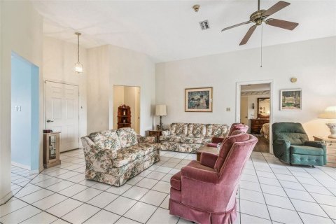House in Lakeland, Florida 2 bedrooms, 122.45 sq.m. № 1918540 - photo 21