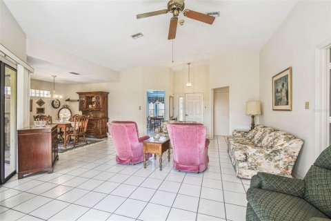 House in Lakeland, Florida 2 bedrooms, 122.45 sq.m. № 1918540 - photo 25