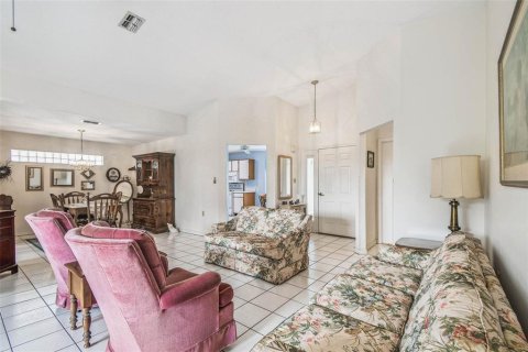 House in Lakeland, Florida 2 bedrooms, 122.45 sq.m. № 1918540 - photo 20