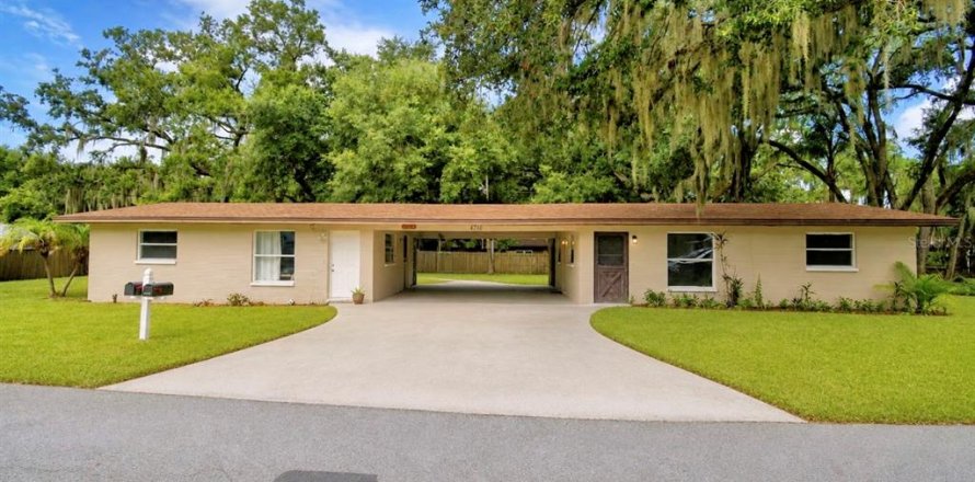 Immobilier commercial à Lakeland, Floride 4 chambres, 140.28 m2 № 2316889