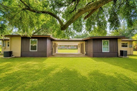 Immobilier commercial à vendre à Lakeland, Floride: 4 chambres, 140.28 m2 № 2316889 - photo 27