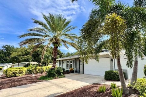 Casa en venta en Largo, Florida, 3 dormitorios, 153.1 m2 № 1902167 - foto 1