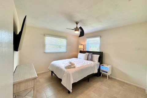 Casa en venta en Largo, Florida, 3 dormitorios, 153.1 m2 № 1902167 - foto 22
