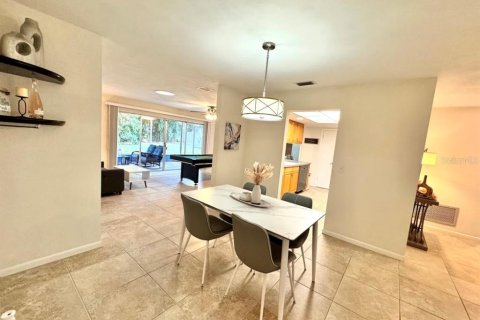 Casa en venta en Largo, Florida, 3 dormitorios, 153.1 m2 № 1902167 - foto 12