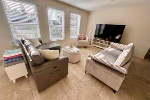 Casa en venta en Largo, Florida, 3 dormitorios, 153.1 m2 № 1902167 - foto 8