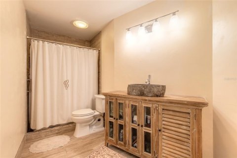 Casa en venta en New Smyrna Beach, Florida, 3 dormitorios, 255.39 m2 № 1801502 - foto 19