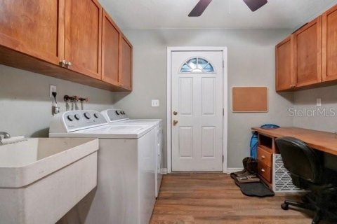 House in Apopka, Florida 3 bedrooms, 162.02 sq.m. № 2287093 - photo 20