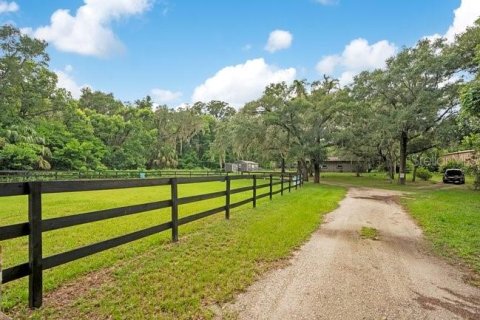 House in Apopka, Florida 3 bedrooms, 162.02 sq.m. № 2287093 - photo 3