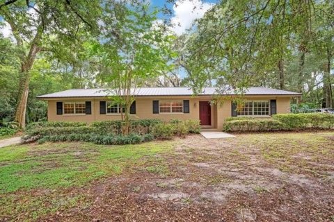 House in Apopka, Florida 3 bedrooms, 162.02 sq.m. № 2287093
