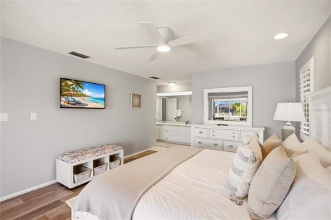 House in Punta Gorda, Florida 3 bedrooms, 165.64 sq.m. № 2202542 - photo 17