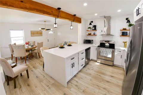 Villa ou maison à vendre à Fort Lauderdale, Floride: 3 chambres, 91.42 m2 № 2000943 - photo 9