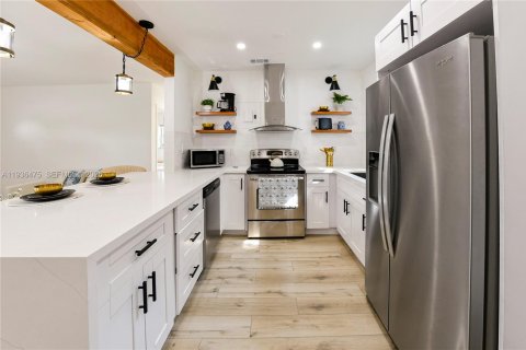 Villa ou maison à vendre à Fort Lauderdale, Floride: 3 chambres, 91.42 m2 № 2000943 - photo 6