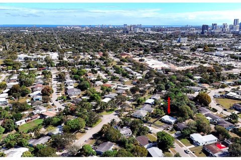 Villa ou maison à vendre à Fort Lauderdale, Floride: 3 chambres, 91.42 m2 № 2000943 - photo 28