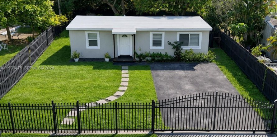 Villa ou maison à Fort Lauderdale, Floride 3 chambres, 91.42 m2 № 2000943