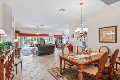 Villa ou maison à vendre à The Villages, Floride: 3 chambres, 183.76 m2 № 1911047 - photo 6