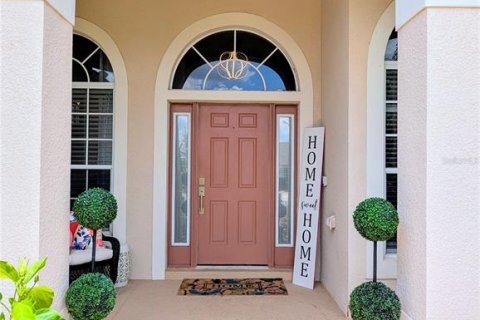 Villa ou maison à vendre à Clermont, Floride: 4 chambres, 266.72 m2 № 1749430 - photo 2
