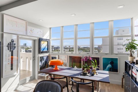 Condo in Miami Beach, Florida, 1 bedroom  № 1952866 - photo 5