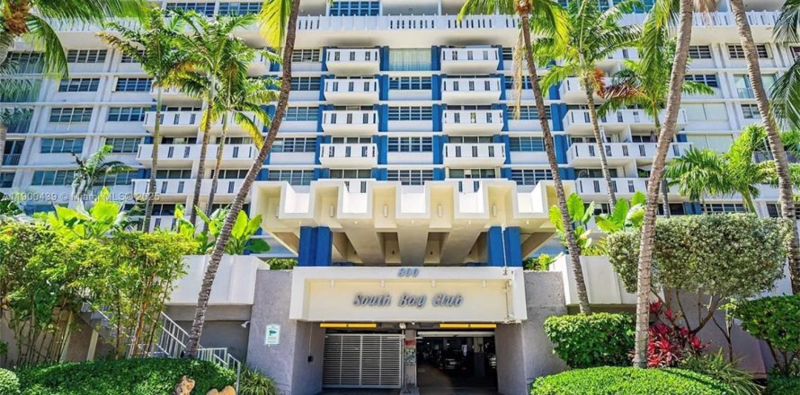 Condo in Miami Beach, Florida, 1 bedroom  № 1952866