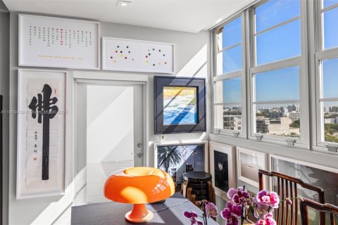 Condo in Miami Beach, Florida, 1 bedroom  № 1952866 - photo 14