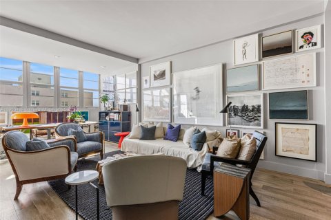 Condo in Miami Beach, Florida, 1 bedroom  № 1952866 - photo 9