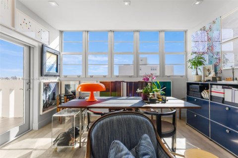 Condo in Miami Beach, Florida, 1 bedroom  № 1952866 - photo 7