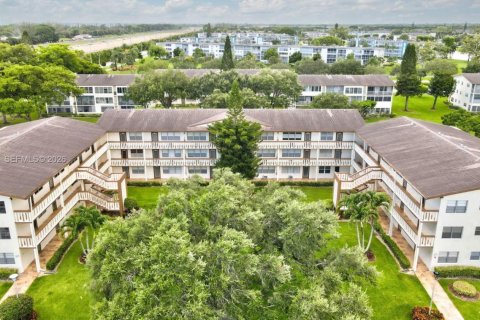 Condo in Boca Raton, Florida, 1 bedroom  № 2392304 - photo 17