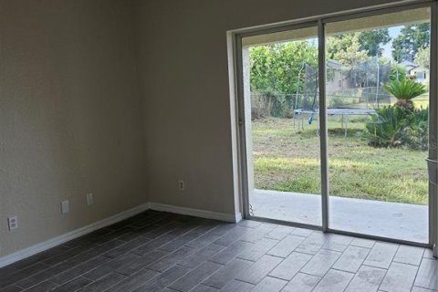 Casa en venta en Mascotte, Florida, 3 dormitorios, 107.12 m2 № 1912622 - foto 4