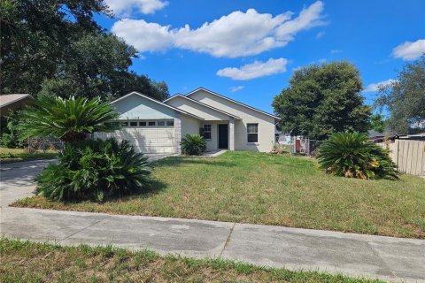 Casa en venta en Mascotte, Florida, 3 dormitorios, 107.12 m2 № 1912622 - foto 3