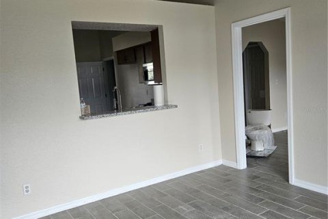 Casa en venta en Mascotte, Florida, 3 dormitorios, 107.12 m2 № 1912622 - foto 5