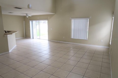 House in Kissimmee, Florida 3 bedrooms, 141.49 sq.m. № 2285682 - photo 5