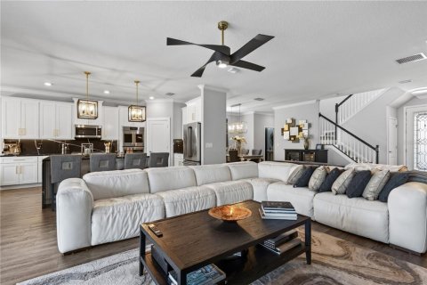 House in Bradenton, Florida 6 bedrooms, 360.65 sq.m. № 2220441 - photo 17