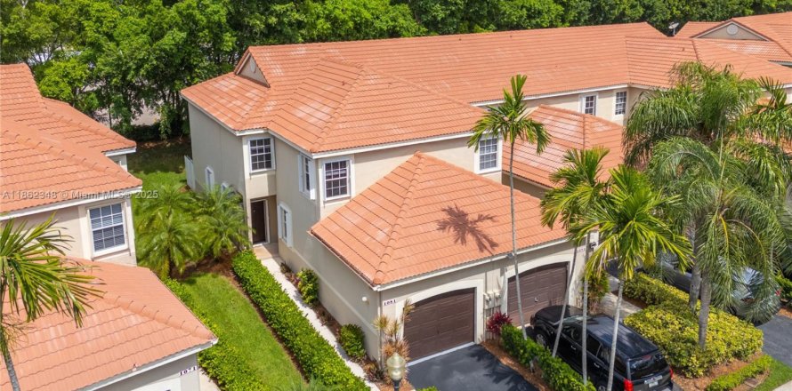Touwnhouse à Weston, Floride 3 chambres, 135.27 m2 № 1890821
